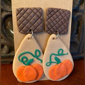 Beige Fall Pumpkin Earrings with basket weave studs. Lightweight polymer clay.